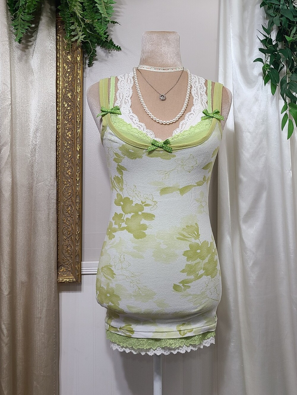 Vintage Abercrombie ♡ Y2K ♡ Green Floral Cami Cottagecore Fairy Tank Top